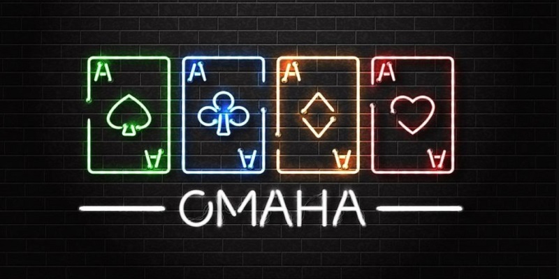 Tay bài trong Omaha Poker Rikvip